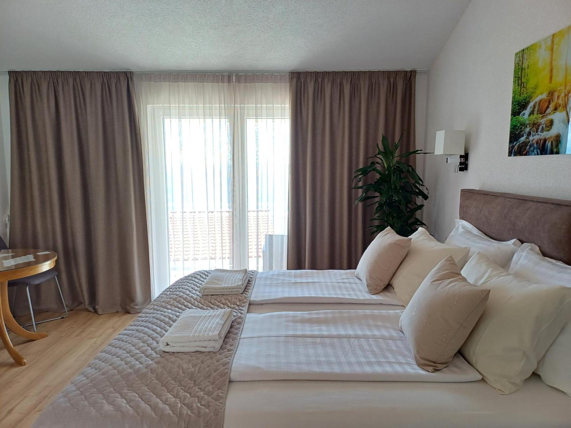 Apartments Jaksic Trogir Ngoại thất bức ảnh
